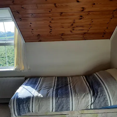 Teach Chnoc Na Heorna * Goleen