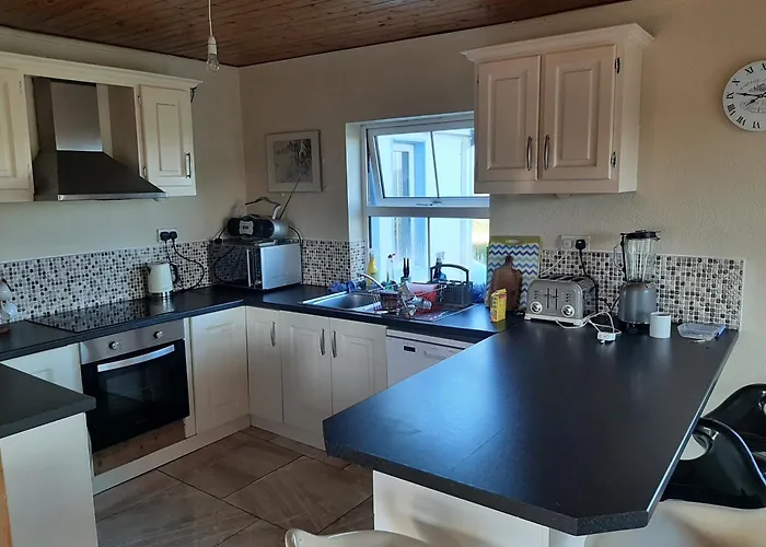 Teach Chnoc Na Heorna Ferienhaus *